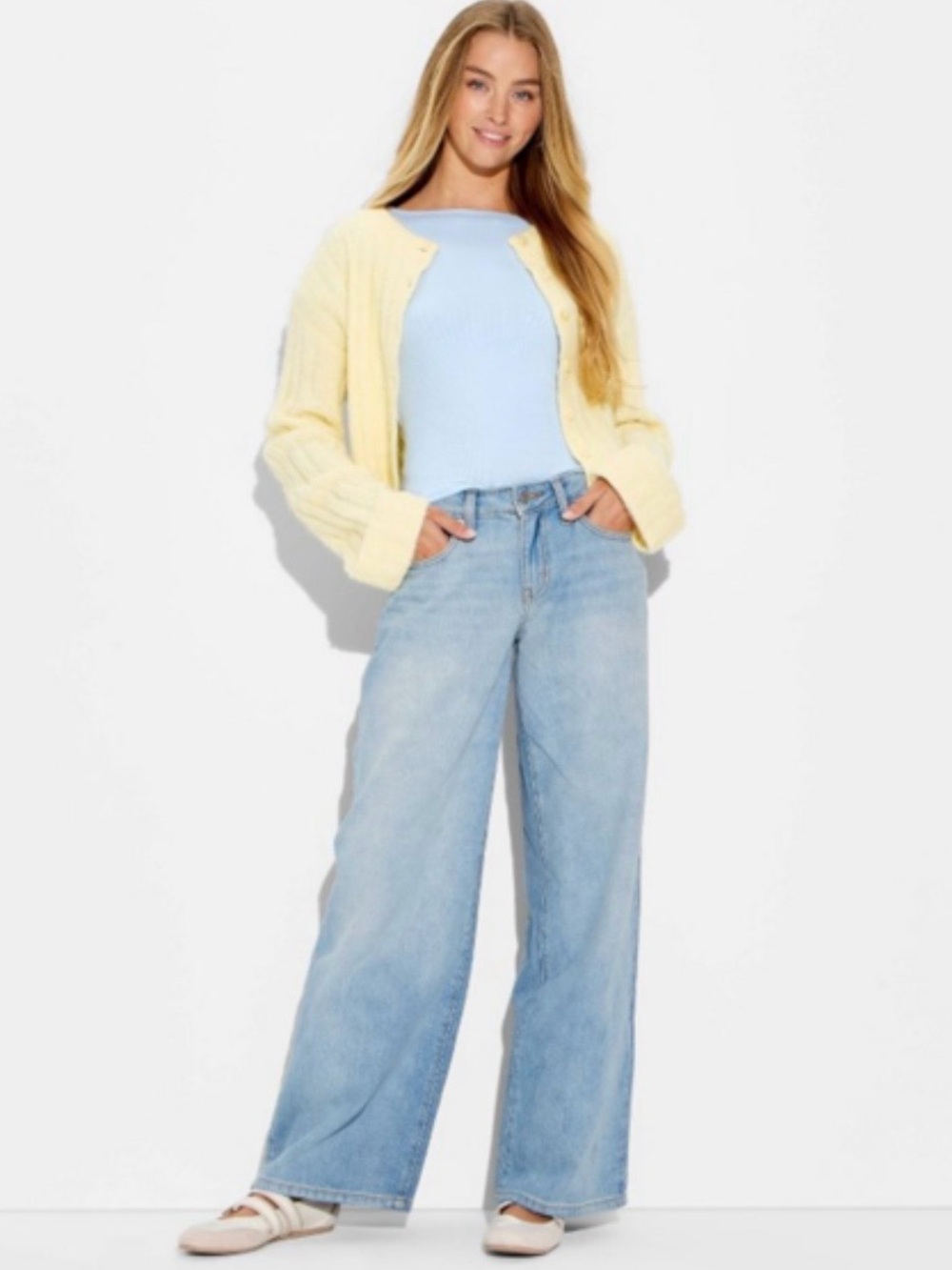 NWT Light Wash Denim Jeans size 6